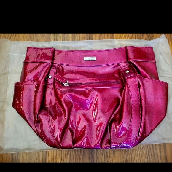 Miche Purse Red Gloss Leather Brand New , Just Purse No Carry Lanyard - Picture 1 of 4